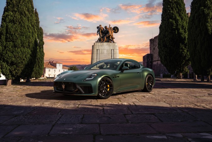 Maserati celebra un siglo de historia mirando hacia el futuro con modelos renovados