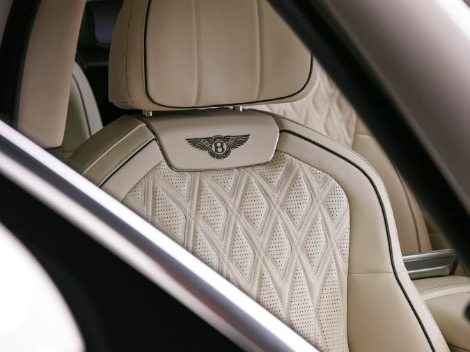 Bentley Flying Spur 2027 busca ser el gran superdeportivo de lujo