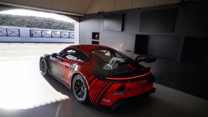 Porsche 911 GT4 R promete triunfar en las pistas del mundo