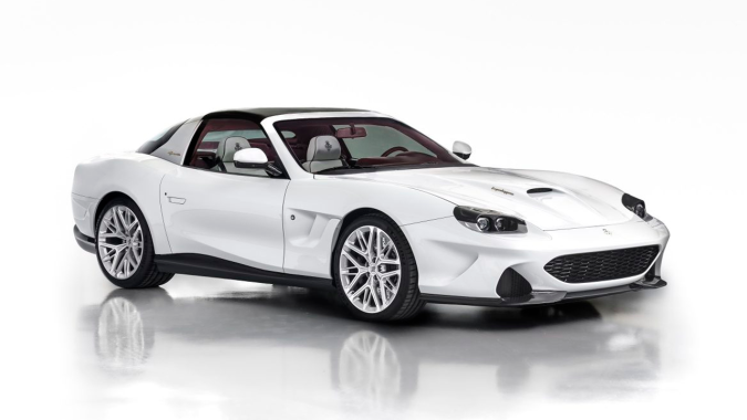 Touring Superleggera Veloce12 Aperta revive la era dorada de los motores V12