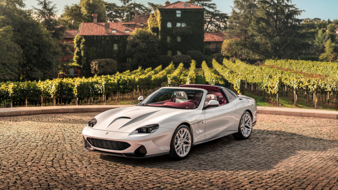 Touring Superleggera Veloce12 Aperta revive la era dorada de los motores V12
