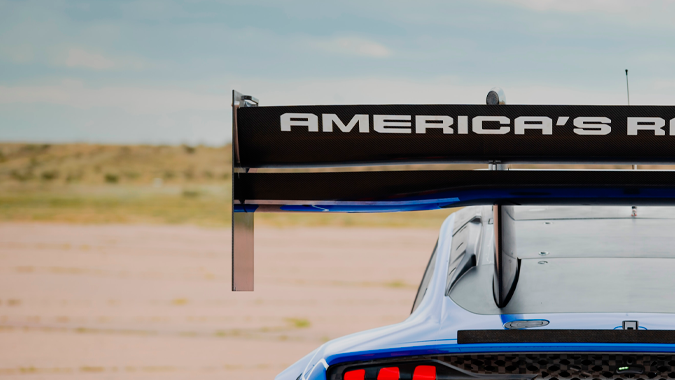 Una victoria histórica para los 125 años de Ford Racing