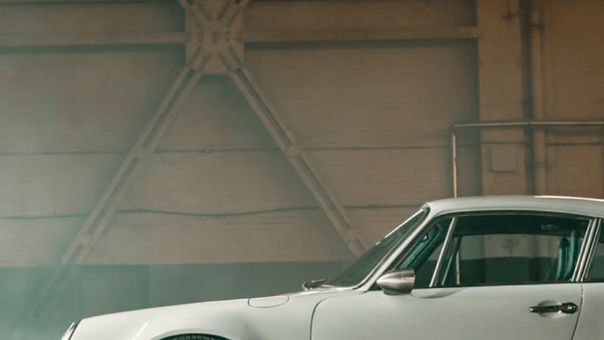 Theon Design Crayon Grey Porsche 911 revive el poder retro