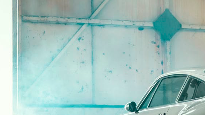 Theon Design Crayon Grey Porsche 911 revive el poder retro