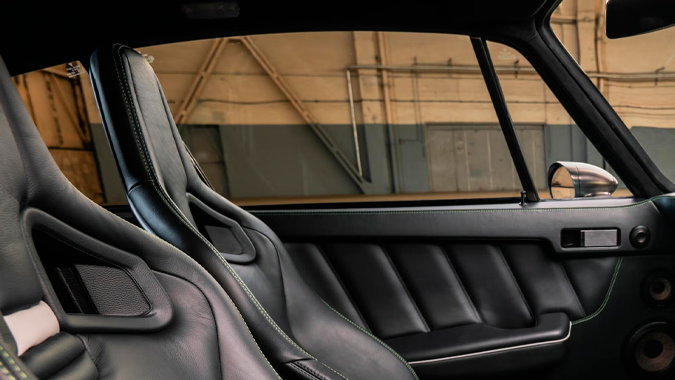 Theon Design Crayon Grey Porsche 911 revive el poder retro