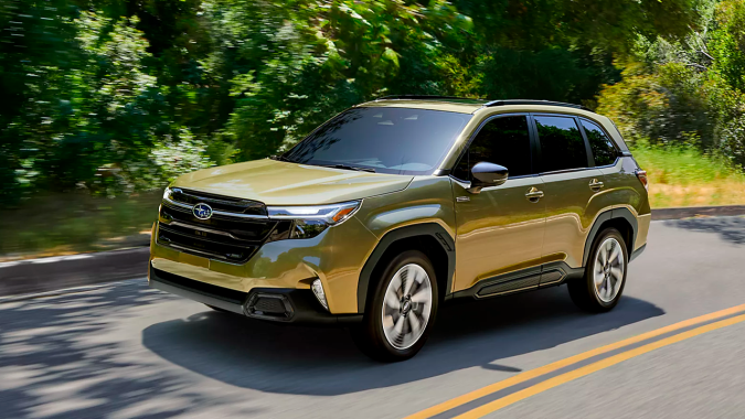 Subaru retira casi 70.000 SUV Forester 2026 por un defecto en el techo panorámico