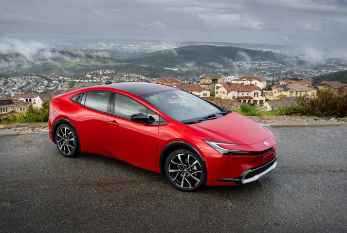 oyota Prius 2027 llega con diseño optimizado para una mejor eficiencia