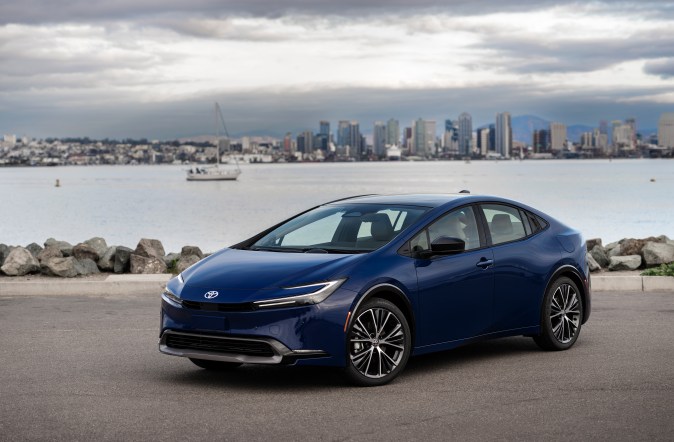 oyota Prius 2027 llega con diseño optimizado para una mejor eficiencia