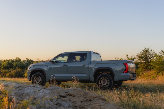 Toyota Tundra 2027 presenta un diseño robusto pensado en el trabajo pesado