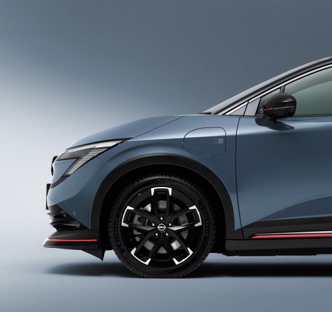 Nissan Leaf Nismo busca ser el gran deportivo económico