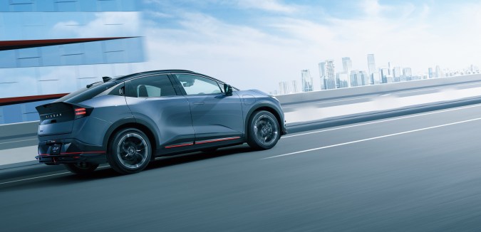 Nissan Leaf Nismo busca ser el gran deportivo económico