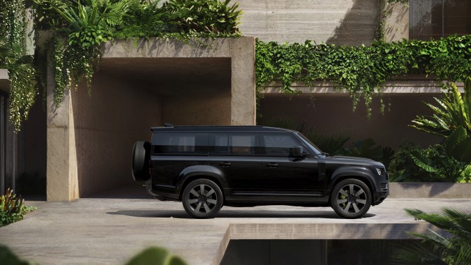Land Rover Defender 2027 estrena la versión Vertex con más lujo