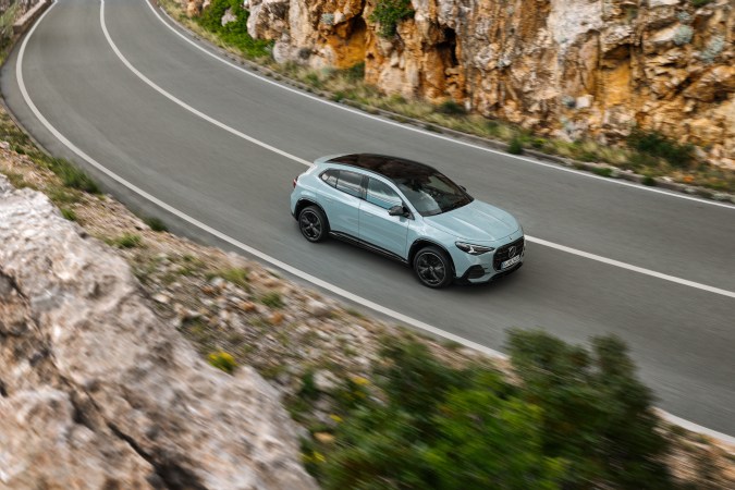 Mercedes-Benz GLA logra un diseño más elegante sin perder deportividad
