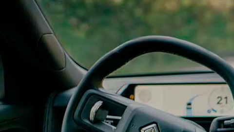 El futuro de la movilidad autónoma: una alianza ambiciosa entre Uber y Rivian