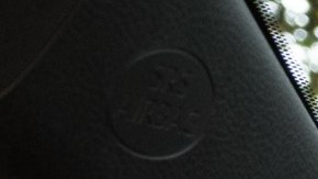 Cockpit del Toyota Camry 2025.