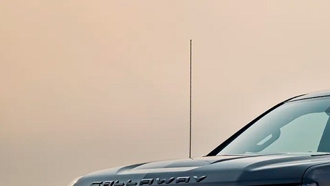 Callaway-Warloch Chevrolet Silverado Launch Edition 2026: lujo y potencia extrema