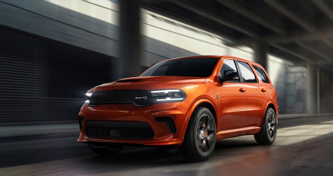 Dodge lanza el programa Jailbreak y el concepto Durango R/T 392 Smokescreen
