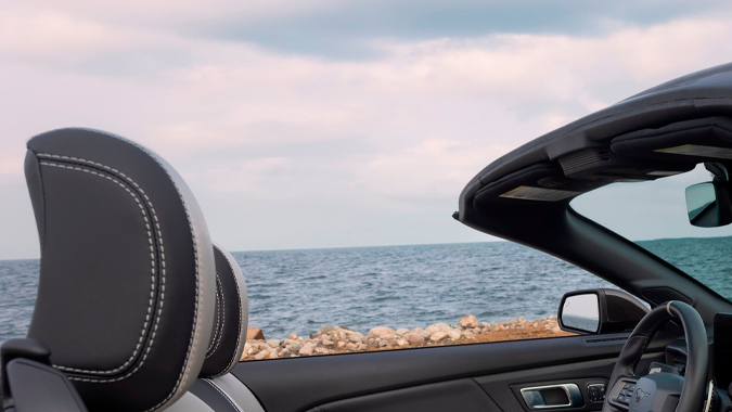 Ford quiso darle a sus seguidores un Mustang potente sin techo