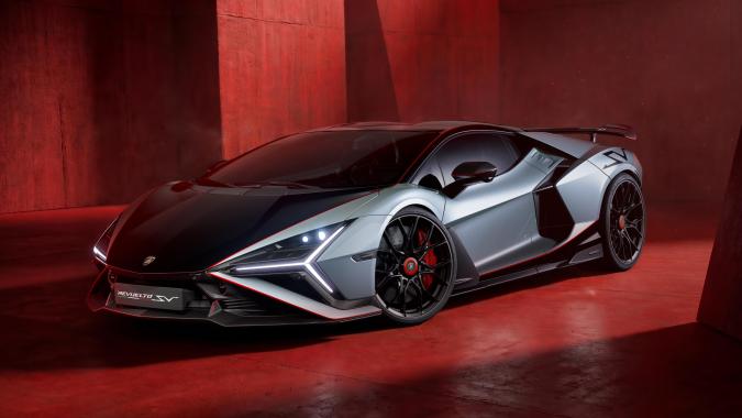 Lamborghini Revuelto SV llega con espíritu de competición