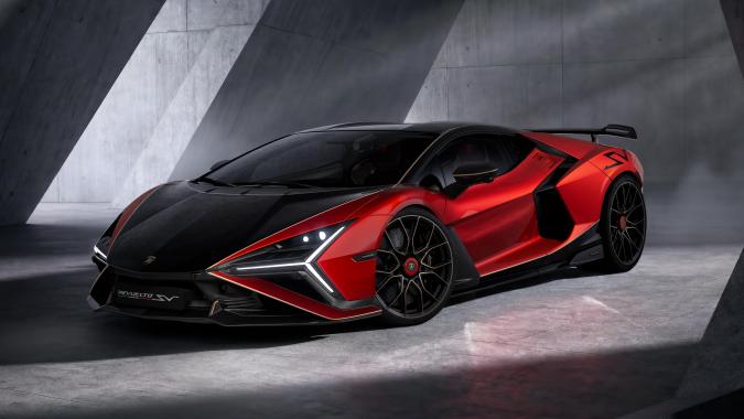 Lamborghini Revuelto SV llega con espíritu de competición