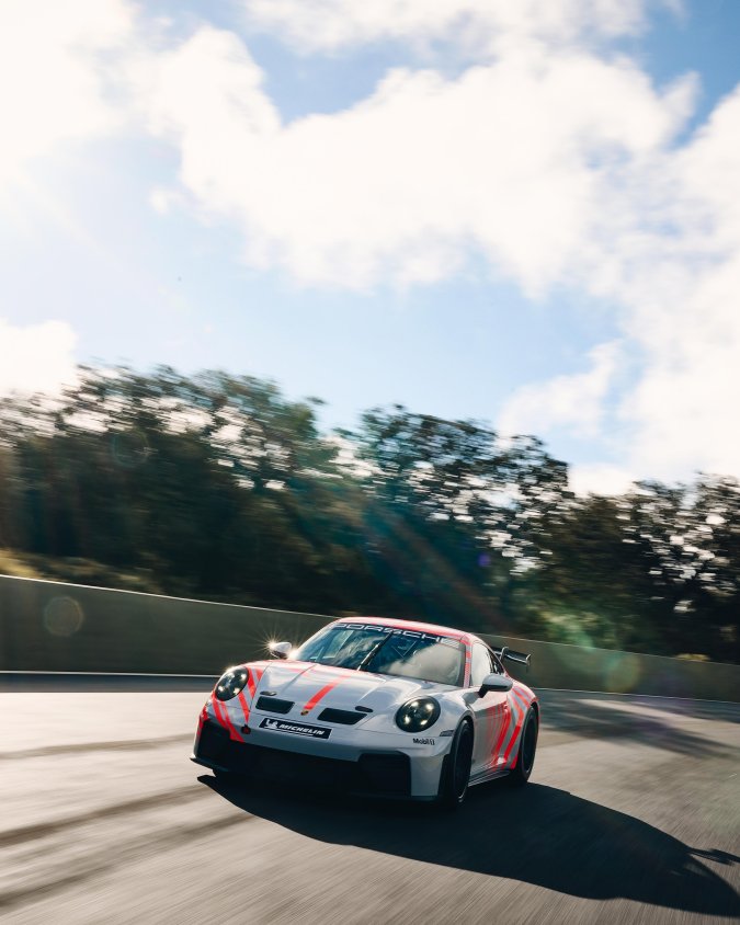 Porsche 911 Challenge será el auto de entrada a la competición