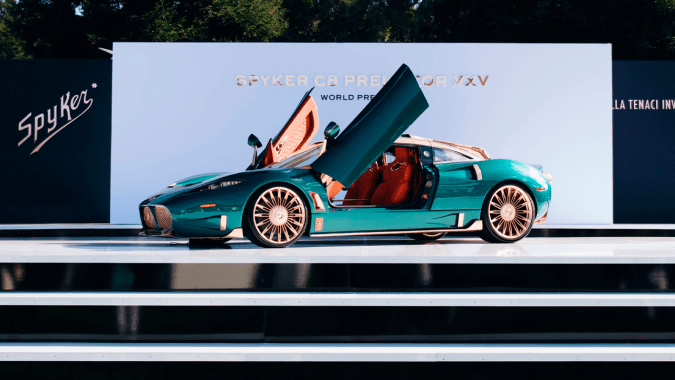 Spyker vuelve a desafiar a los hipercoches modernos