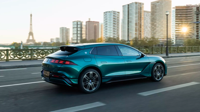 Denza Z9GT: potencia, lujo y carga rápida de última generación