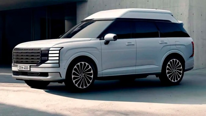 Hyundai Palisade High Roof 2027 sorprende por su techo elevado como una caravana