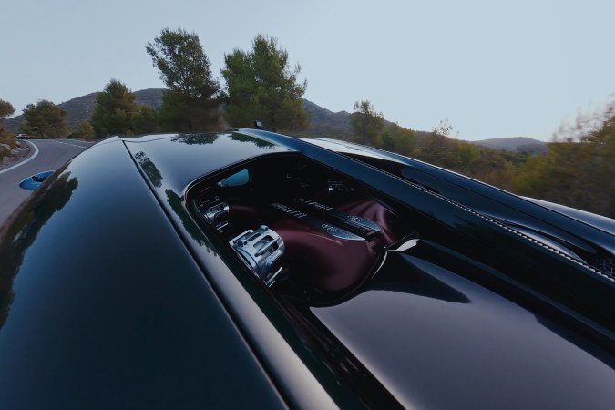Bugatti revela el proceso de creación de su nueva obra de arte, el motor V16