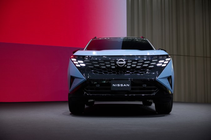 Nissan busca acelerar ventas adelantando al Rogue Hybrid 2027