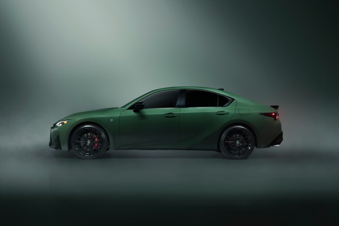 Lexus IS: 25 años de uno de los grandes sedanes deportivos
