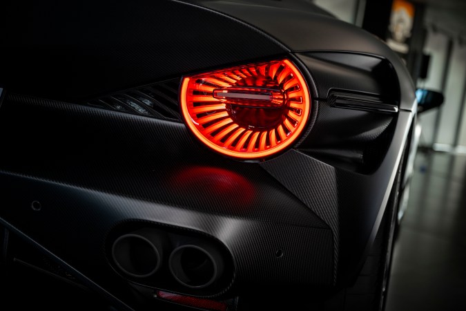 Alfa Romeo 33 Stradale “Perla Nera” destaca el nivel de personalización de la marca