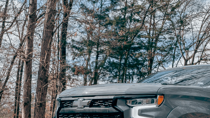 Fox Factory Silverado Black Widow SR se “come” el asfalto
