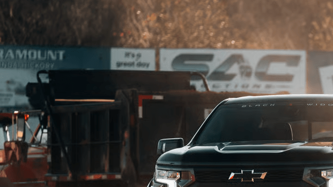 Fox Factory Silverado Black Widow SR se “come” el asfalto
