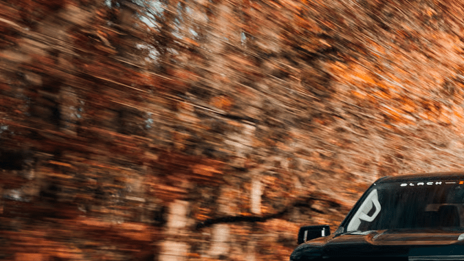 Fox Factory Silverado Black Widow SR se “come” el asfalto