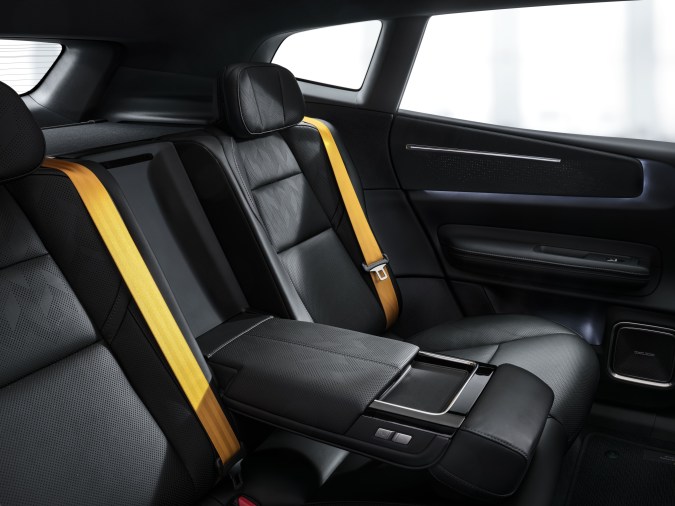 Polestar 4 busca complacer la demanda de los SUV
