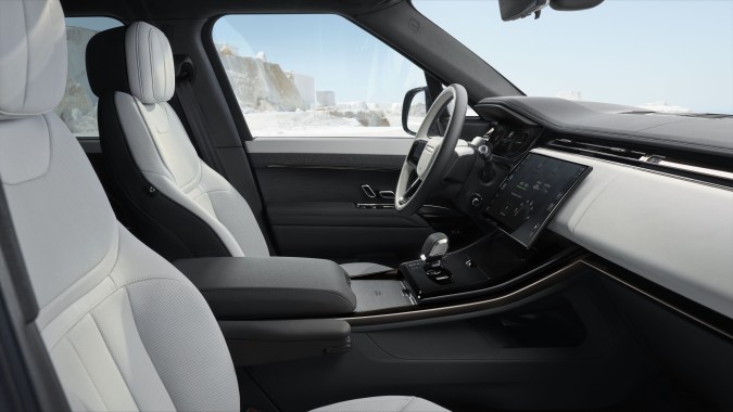Range Rover Sport Electric 2027 destaca por su gran potencia