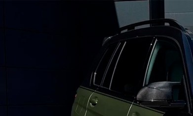 BMW X7 estrena un kit de fibra de carbono que lo resalta más