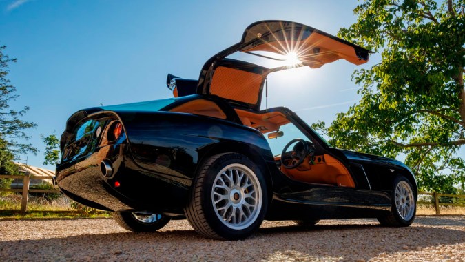 Bristol Cars trae de vuelta a la gloria al Fighter