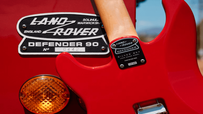 PRS y John Mayer presentan ocho guitarras inspiradas en Land Rover