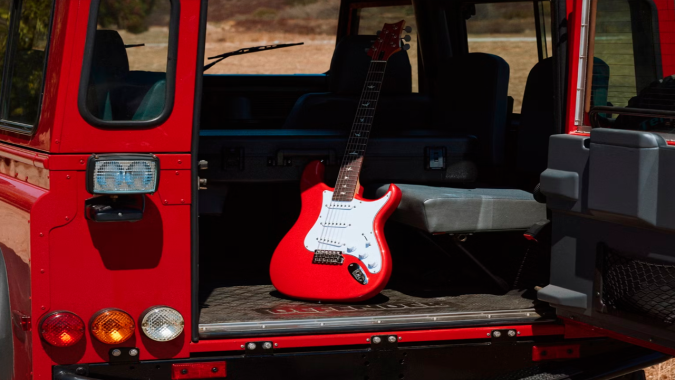 PRS y John Mayer presentan ocho guitarras inspiradas en Land Rover