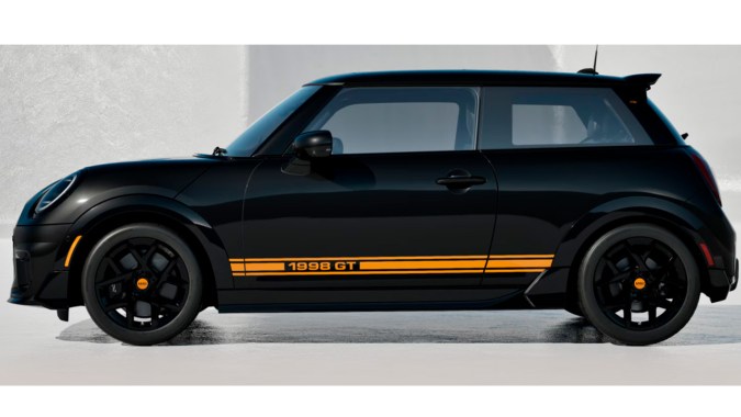 El MINI 1998 GT Edition es una nueva versión para la serie Icon Drop