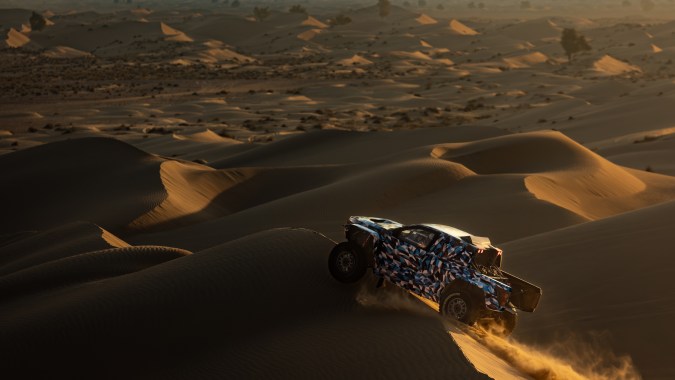 Toyota llevará un Hilux de hidrógeno al Dakar 2027