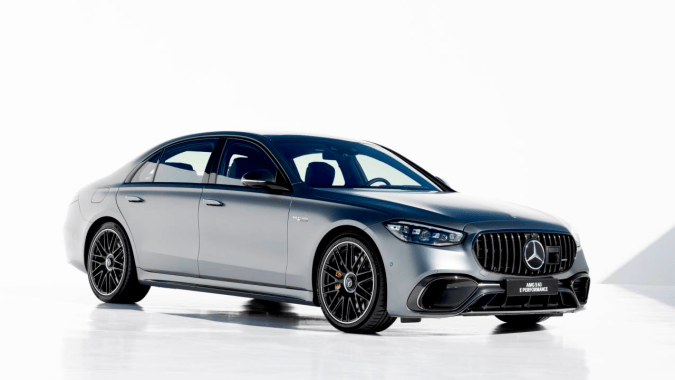 Mercedes despide tres modelos para 2027: dos sedanes y un SUV