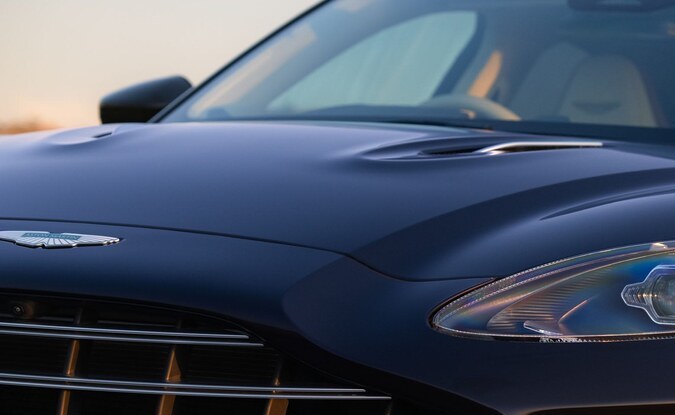 Detalle de diseño exterior del Aston Martin DBX GT 2027