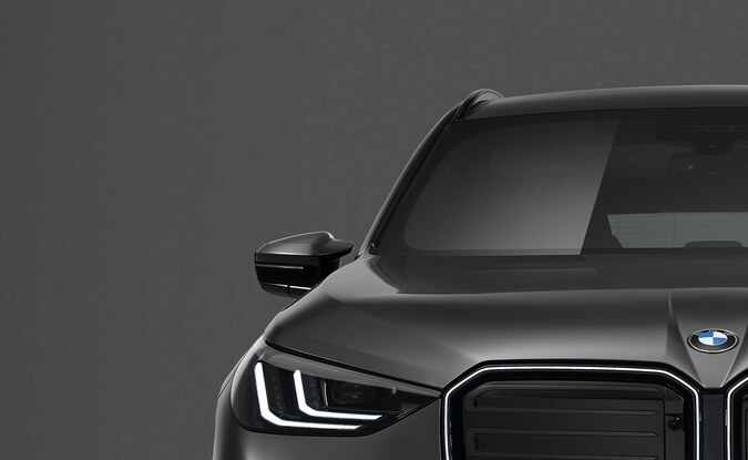 Vista frontal simétrica del BMW X3 M50 xDrive Black Package