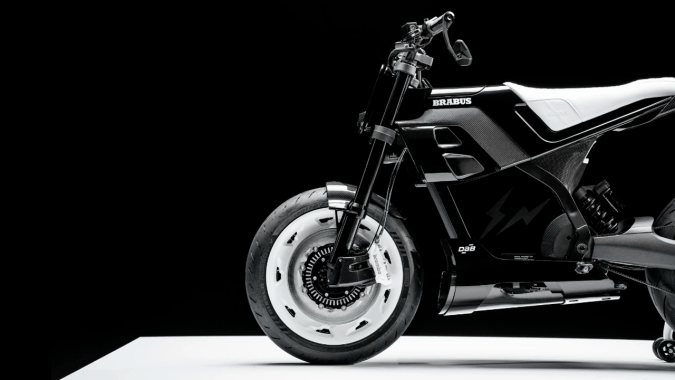 Brabus crea una moto eléctrica brutal y exclusiva con lujo y potencia