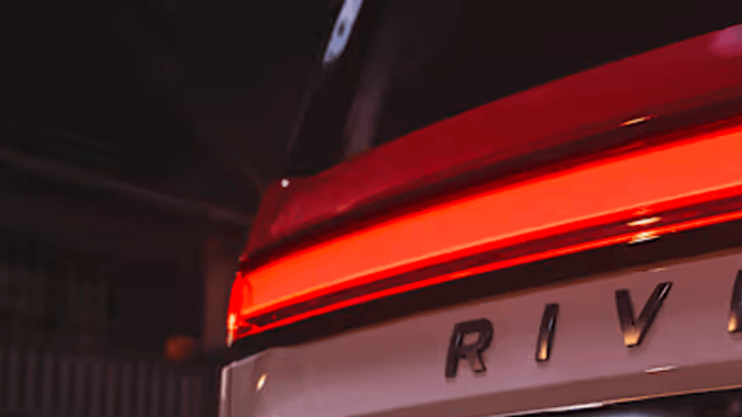 Rivian R1 recibe un modo Halloween inspirado en Ghostbusters