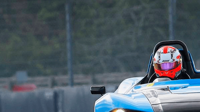 Zenos E10 2027: El roadster purista británico ultraligero y divertido