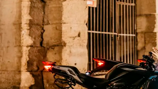 Zero Motorcycles bate el récord mundial con 271 millas recorridas con una moto eléctrica